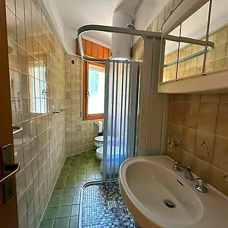 Hotel Spacious Flat Close To The - Beahost 3*